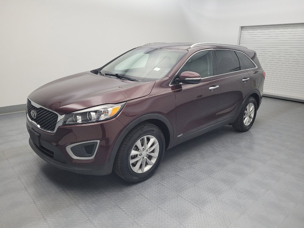 Used 2017 Kia Sorento AWD w/ LX Convenience Package image 2