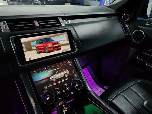 Used 2021 Land Rover Range Rover Sport HST image 34