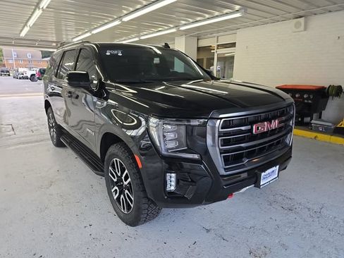 Certified 2023 GMC Yukon AT4 w/ Max Trailering Package AWD/4WD image 7