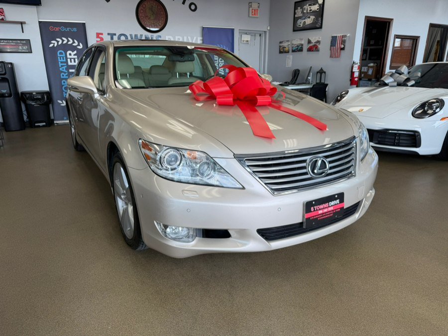 Used 2011 Lexus LS 460 w/ Comfort Pkg RWD image 3