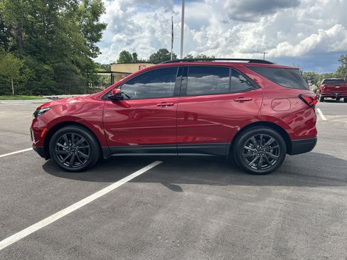 Used 2023 Chevrolet Equinox RS FWD image 5