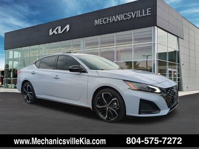 Used 2023 Nissan Altima 2.5 SR w/ SR Premium Package