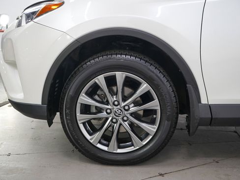Used 2018 Toyota RAV4 Limited w/ All Weather Liner Package AWD/4WD image 28