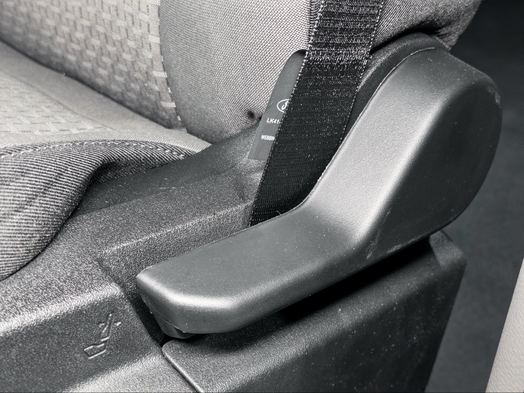 Used 2024 Ford E-Transit Low Roof RWD image 7
