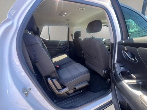 Used 2019 Chevrolet Traverse LS FWD image 29