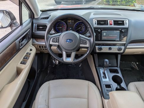 Used 2016 Subaru Outback 2.5i Limited AWD/4WD image 18