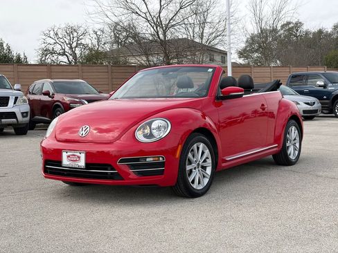 Used 2018 Volkswagen Beetle 2.0T S image 7