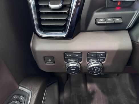 Certified 2023 GMC Sierra 1500 Denali w/ Denali Reserve Package AWD/4WD image 26