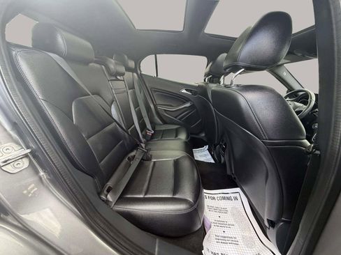 Used 2019 Mercedes-Benz GLA 250 4MATIC image 20