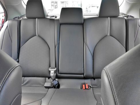 Used 2018 Toyota Camry XSE image 30