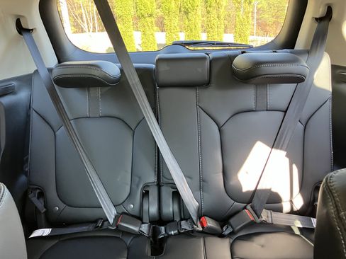 Certified 2025 Honda Pilot EX-L image 32