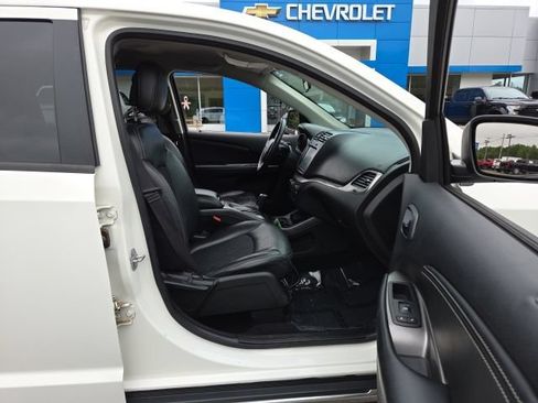 Used 2018 Dodge Journey Crossroad AWD/4WD image 46