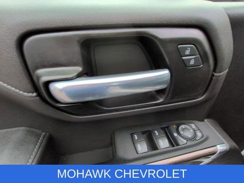 Used 2022 Chevrolet Silverado 2500 LT w/ Convenience Package image 22