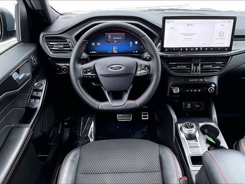 Certified 2023 Ford Escape ST-Line Select w/ Tech Pack #2 image 5