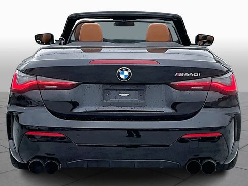 Used 2021 BMW M440i Convertible w/ Premium Package image 4