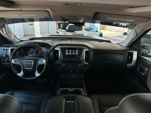 Used 2018 GMC Sierra 2500 Denali w/ Duramax Plus Package image 20