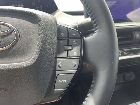 Used 2024 Toyota Prius Limited FWD image 18