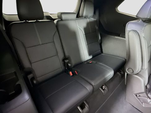 Used 2026 GMC Acadia Elevation w/ Elevation Premium Package AWD/4WD image 27