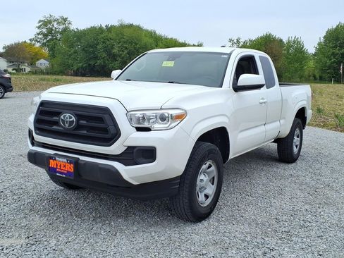 Used 2021 Toyota Tacoma SR RWD image 10