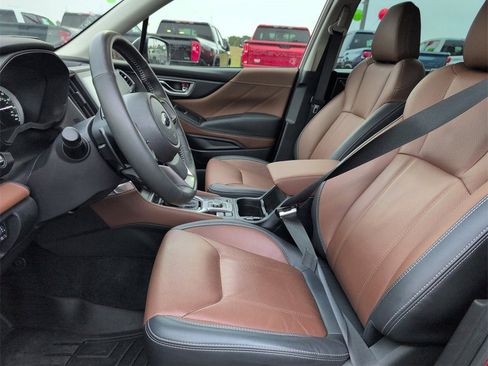 Used 2023 Subaru Forester Touring image 9