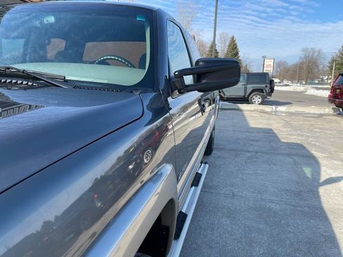 Used 2000 Chevrolet Silverado 2500 LS image 3
