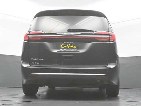 Used 2023 Chrysler Pacifica Touring-L FWD image 49