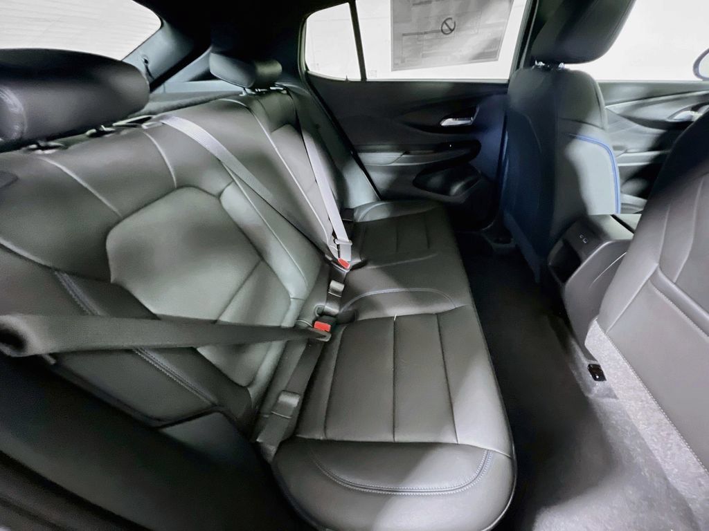 New 2026 Buick Envista Sport Touring w/ Convenience I Package FWD image 21
