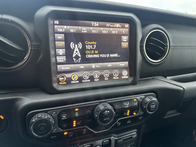 Certified 2022 Jeep Wrangler Unlimited Sahara AWD/4WD image 7