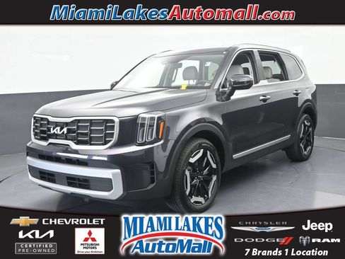 Used 2025 Kia Telluride S FWD image 1