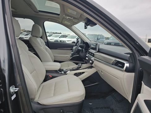 Used 2022 Kia Telluride EX w/ EX Premium Package image 11