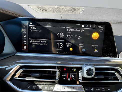 Used 2023 BMW X5 sDrive40i w/ Climate Comfort Package image 17