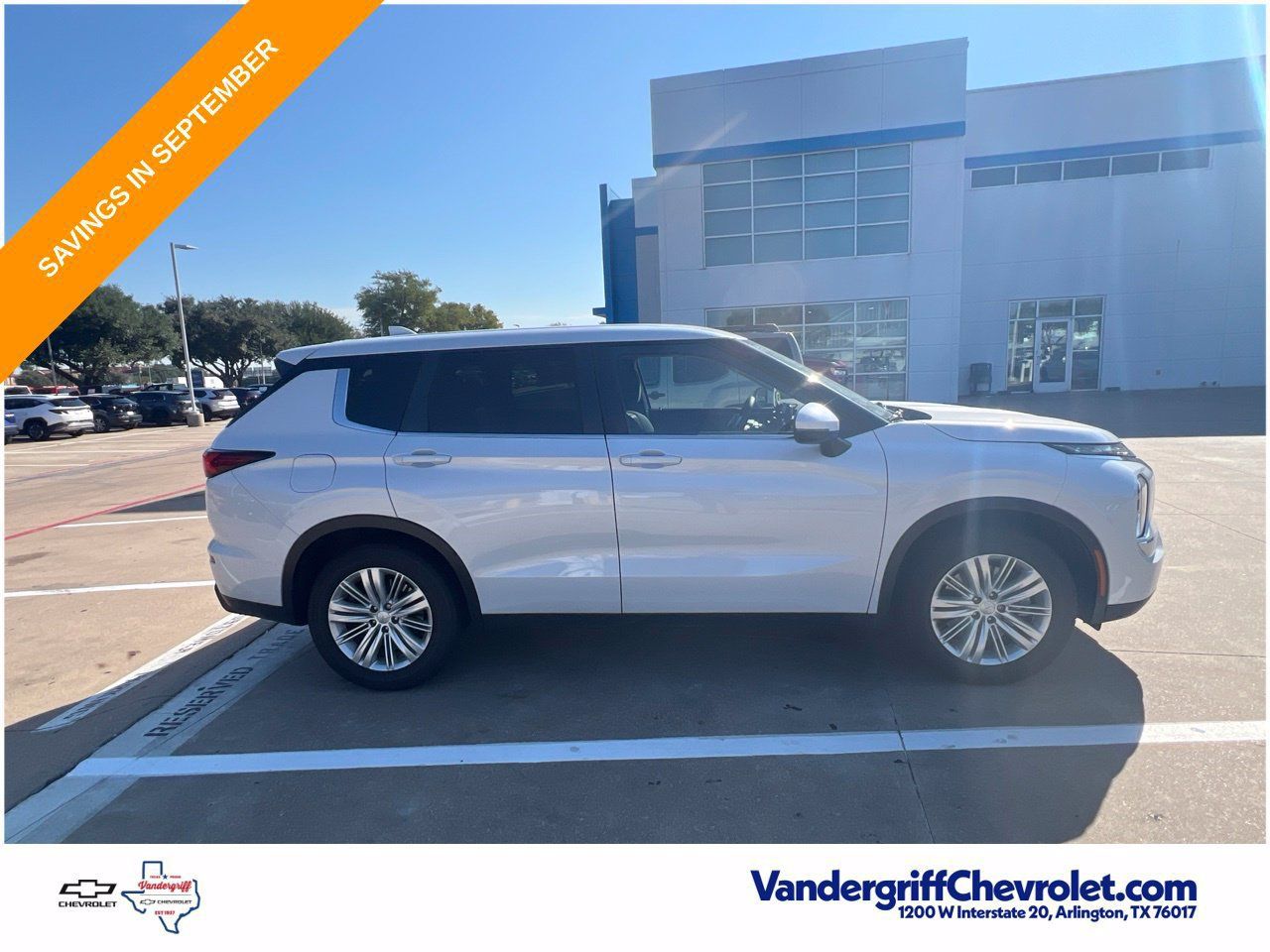 Used 2024 Mitsubishi Outlander ES FWD image 6