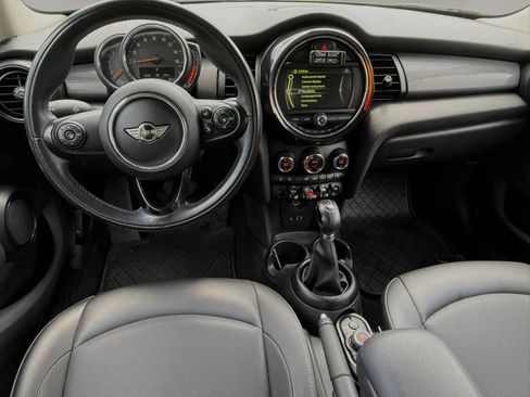 Used 2018 MINI Cooper 4-Door Hardtop FWD image 27