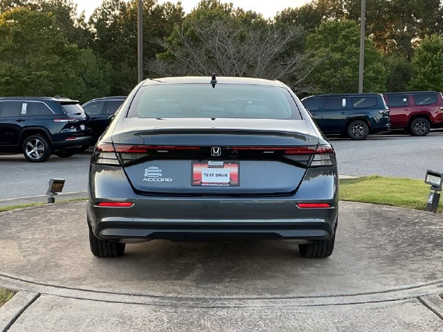 Used 2024 Honda Accord EX image 6