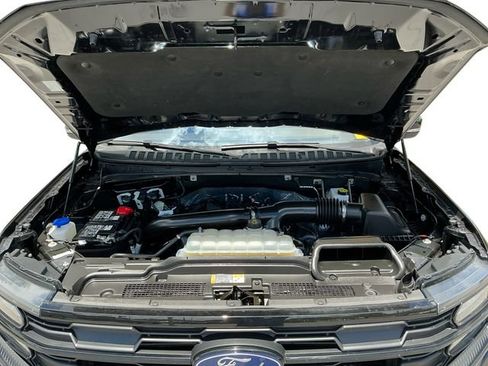 Used 2025 Ford Expedition Active AWD/4WD image 20