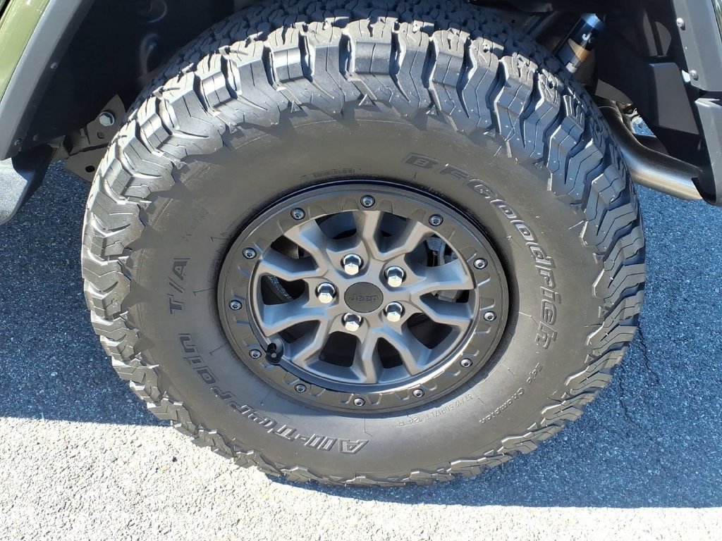 Used 2022 Jeep Wrangler Unlimited Rubicon w/ Trailer Tow Package AWD/4WD image 10