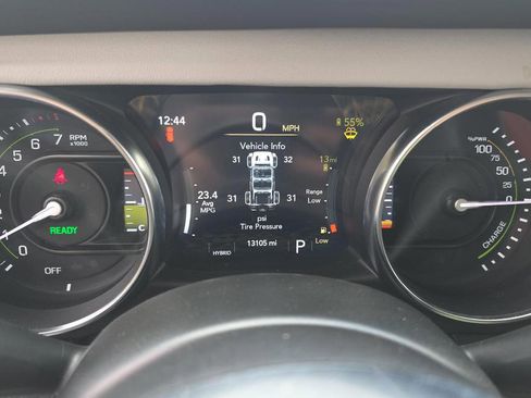 Used 2023 Jeep Wrangler Unlimited Sahara AWD/4WD image 13