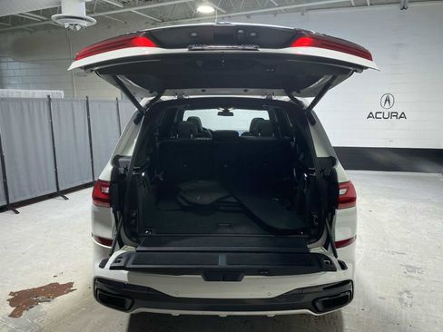 Used 2021 BMW X7 xDrive40i w/ M Sport Package image 19