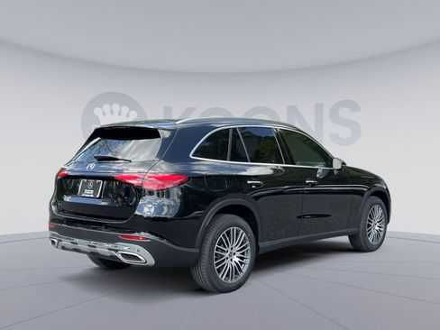 New 2026 Mercedes-Benz GLC 300 4MATIC image 11