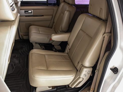 Used 2014 Ford Expedition EL Limited w/ Equipment Group 301A AWD/4WD image 39