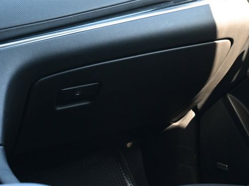 Used 2023 Cadillac XT5 Premium Luxury image 8