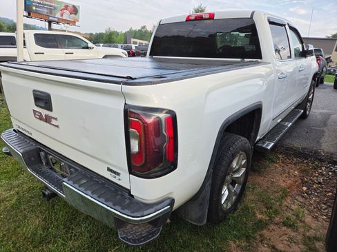 Used 2017 GMC Sierra 1500 SLT w/ SLT Premium Package AWD/4WD image 8
