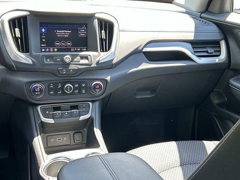 Used 2024 GMC Terrain SLE w/ Driver Convenience Package AWD/4WD image 24