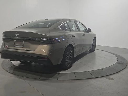 New 2026 Nissan Sentra SV image 5