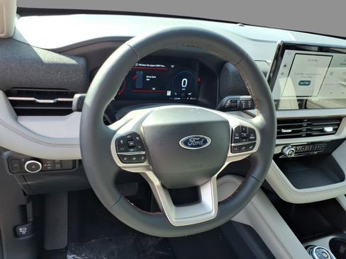 New 2026 Ford Explorer Active w/ Active Comfort Package image 21