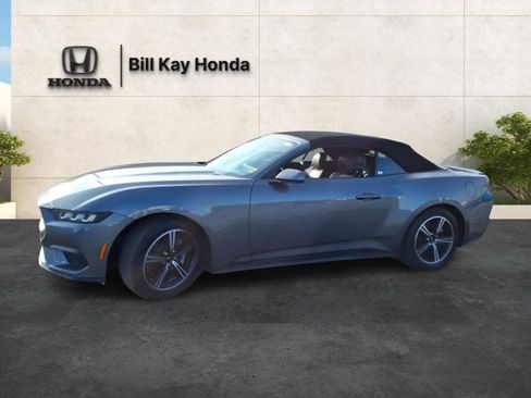 Used 2024 Ford Mustang Premium image 6