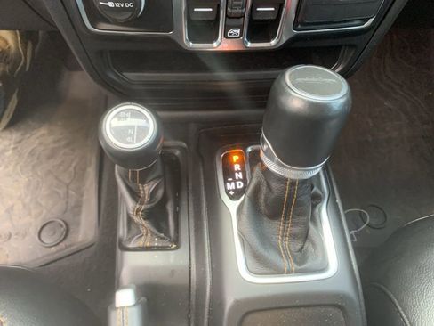 Used 2021 Jeep Gladiator Overland AWD/4WD image 21