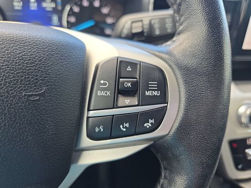 Used 2021 Ford Explorer XLT w/ Equipment Group 202A RWD image 20