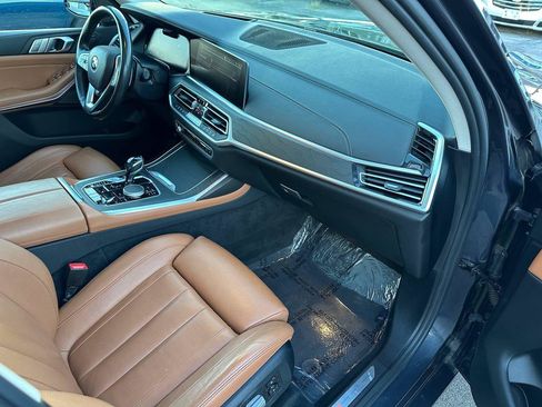 Used 2020 BMW X7 xDrive40i w/ Premium Package AWD/4WD image 30