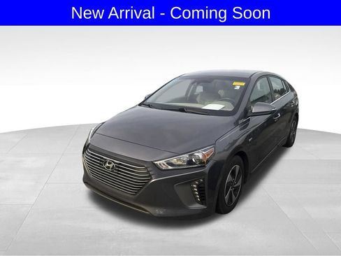 Used 2017 Hyundai Ioniq SEL w/ Tech Package 02 FWD image 2